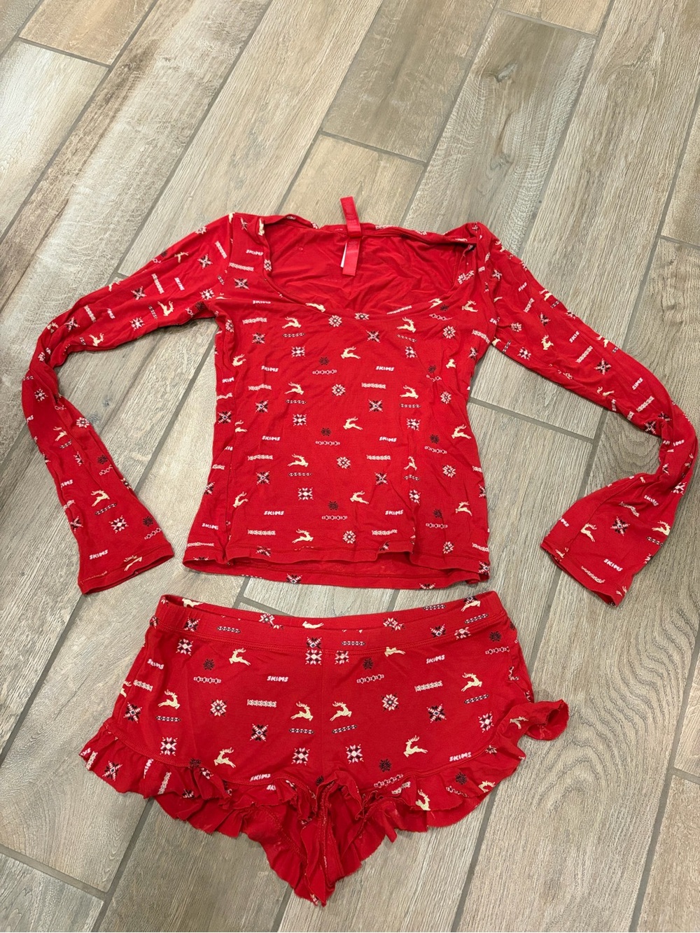 Skims Sleep Scoop Neck Top Sleep Set Cranberry Deer Print XS